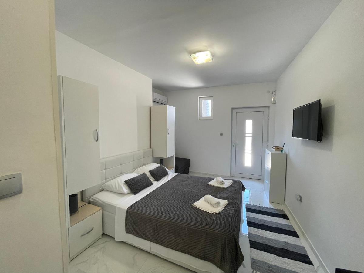 Primus Strbic Apartment Ploce  Exterior photo