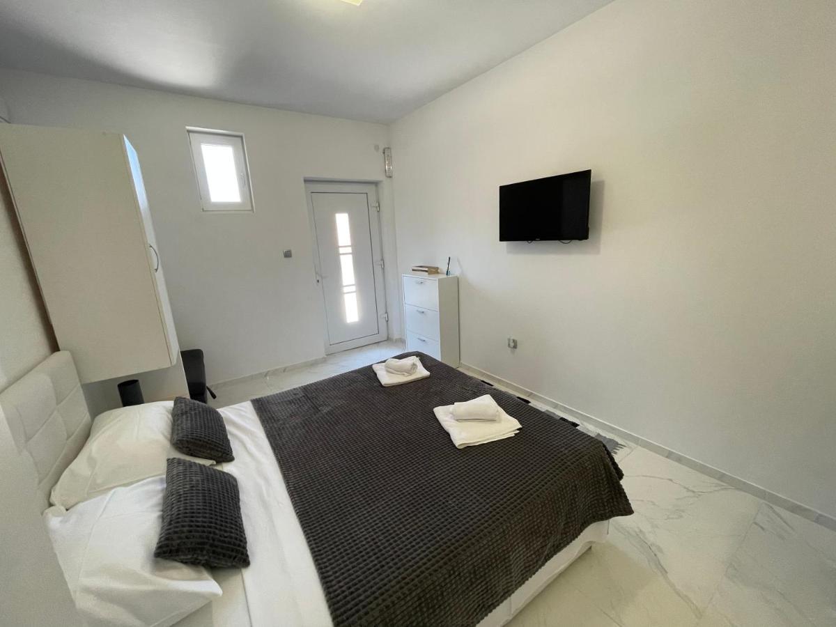Primus Strbic Apartment Ploce  Exterior photo